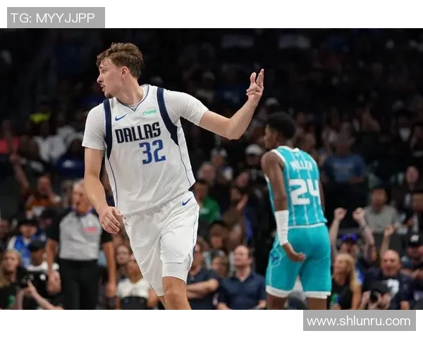 挑战弗拉格首秀大爆发34分7板3助1断 15%概率争夺最佳新秀